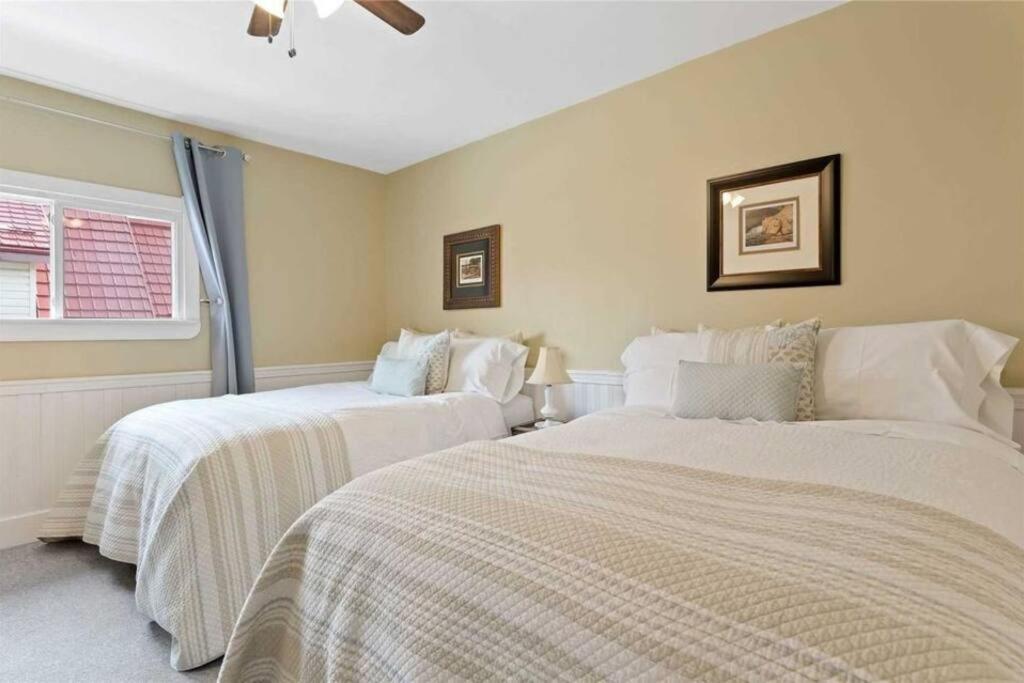 Perfection Near The River - 4 Bedroom Villa Complimentary Breakfast Delivered Daily To The Rental Niagara Falls Exterior photo