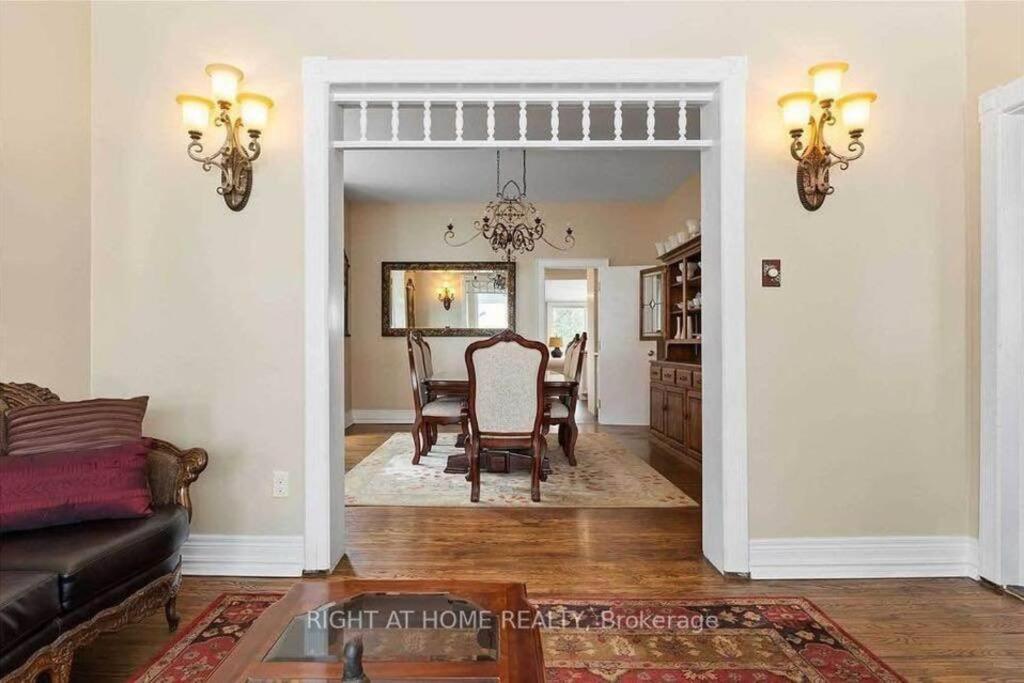 Perfection Near The River - 4 Bedroom Villa Complimentary Breakfast Delivered Daily To The Rental Niagara Falls Exterior photo