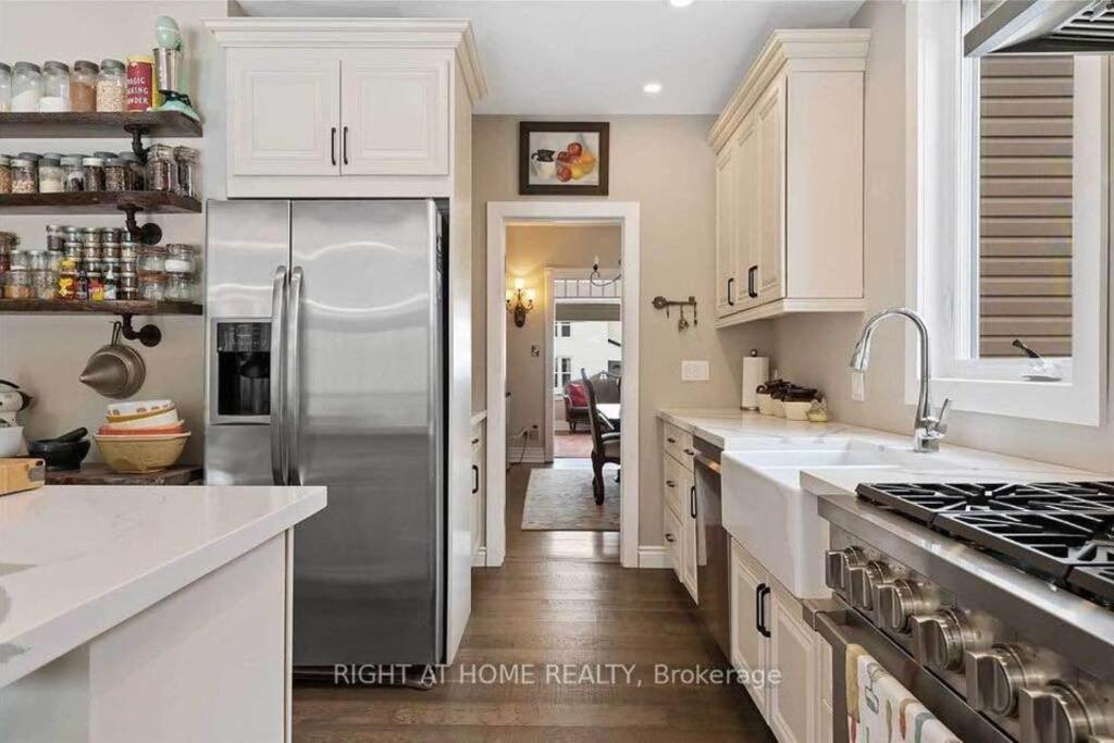 Perfection Near The River - 4 Bedroom Villa Complimentary Breakfast Delivered Daily To The Rental Niagara Falls Exterior photo