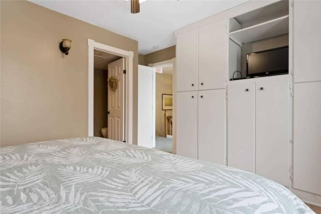 Perfection Near The River - 4 Bedroom Villa Complimentary Breakfast Delivered Daily To The Rental Niagara Falls Exterior photo
