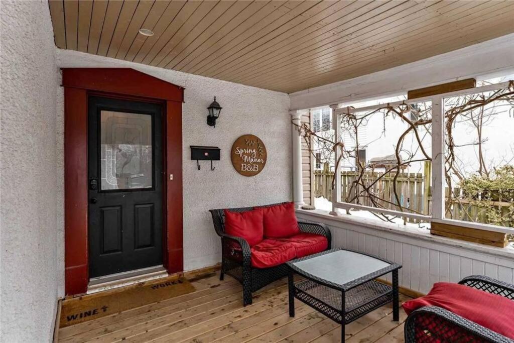 Perfection Near The River - 4 Bedroom Villa Complimentary Breakfast Delivered Daily To The Rental Niagara Falls Exterior photo